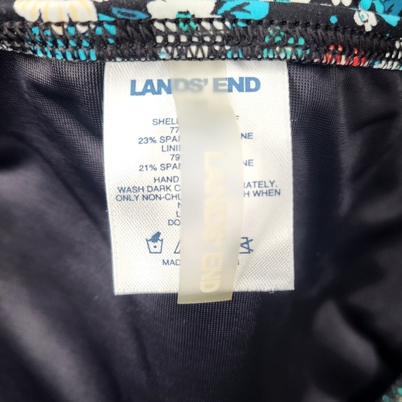 Lands' End Swim Top Black Multicolor Floral High Neck Tank Built-in Bra Size 14P - Picture 7 of 8